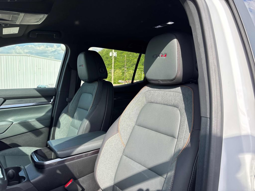 2026 GMC Terrain AT4 - Photo 9