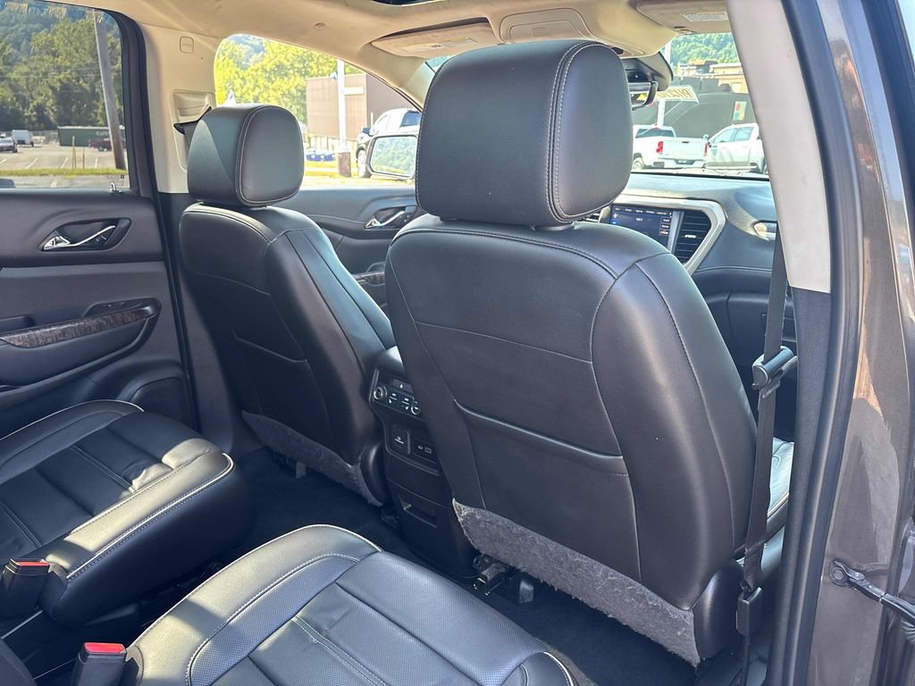 2020 GMC Acadia Denali - Photo 32