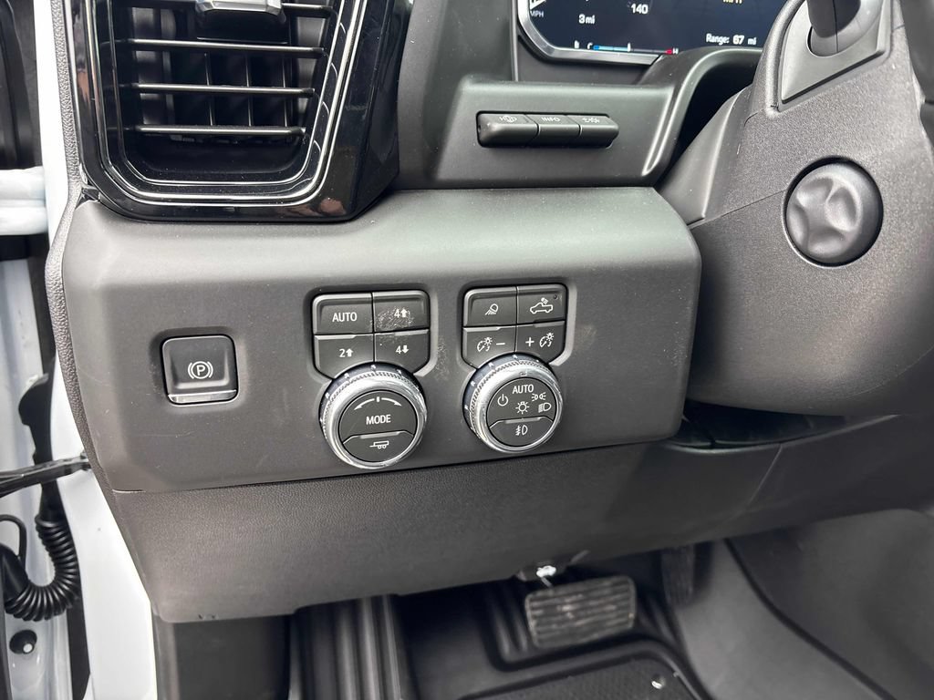 2026 GMC Sierra 1500 AT4X - Photo 52