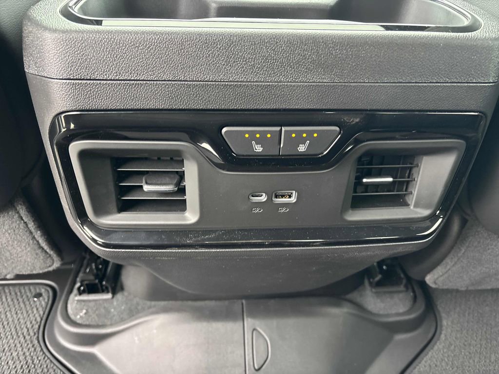 2026 GMC Sierra 1500 AT4X - Photo 68