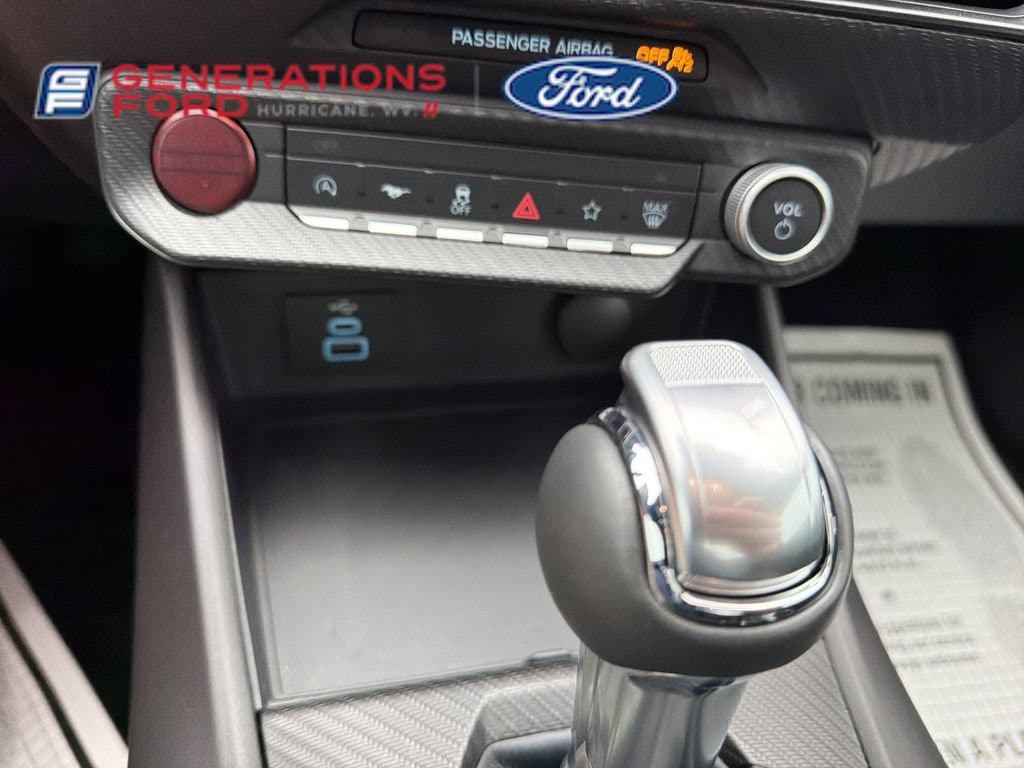 2025 Ford Mustang EcoBoost - Photo 26