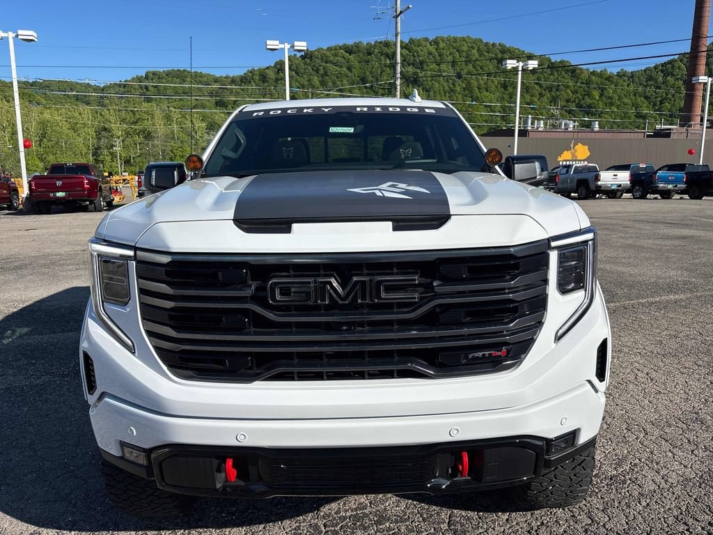 2026 GMC Sierra 1500 AT4 - Photo 8
