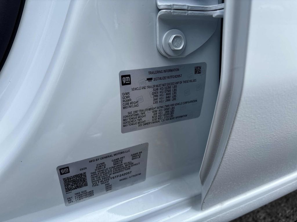 2026 GMC Sierra 2500HD AT4X - Photo 37