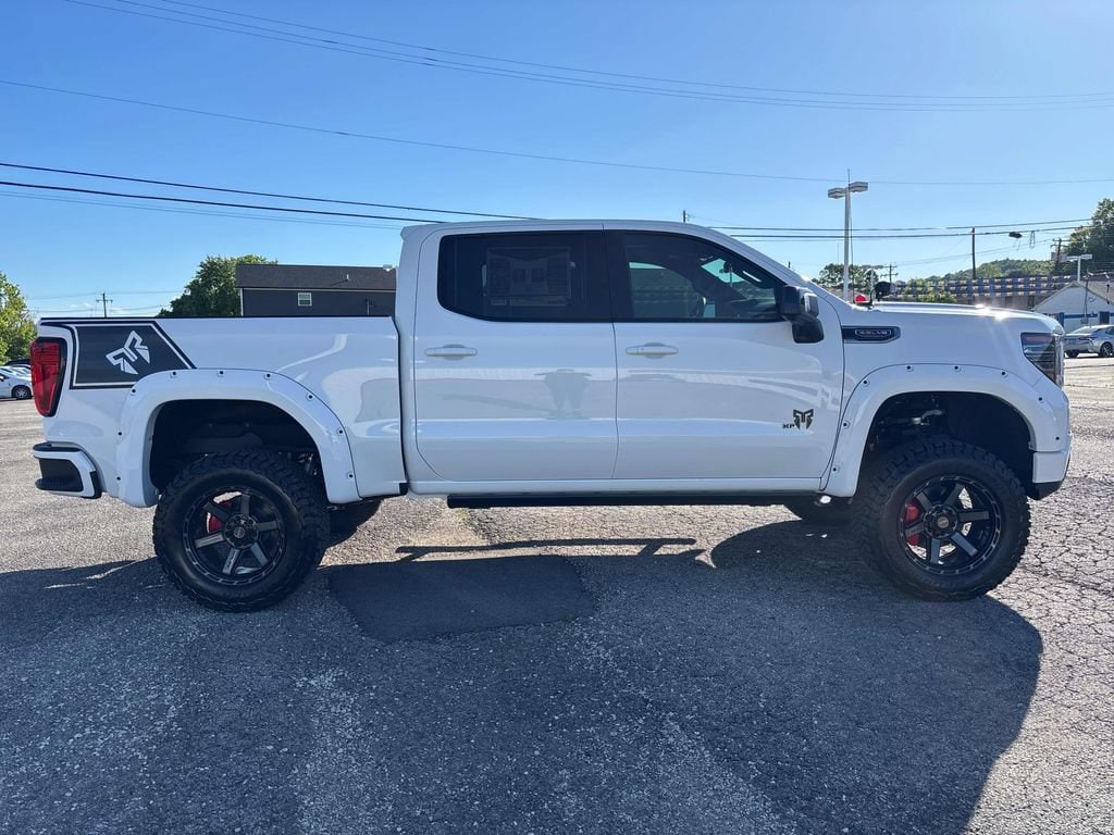 2026 GMC Sierra 1500 AT4 - Photo 6