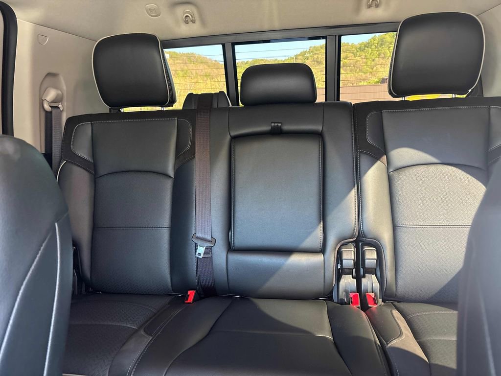 2024 RAM Ram 3500 Pickup Laramie - Photo 20