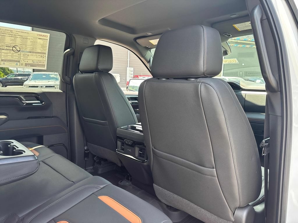 2026 GMC Sierra 1500 AT4 - Photo 28