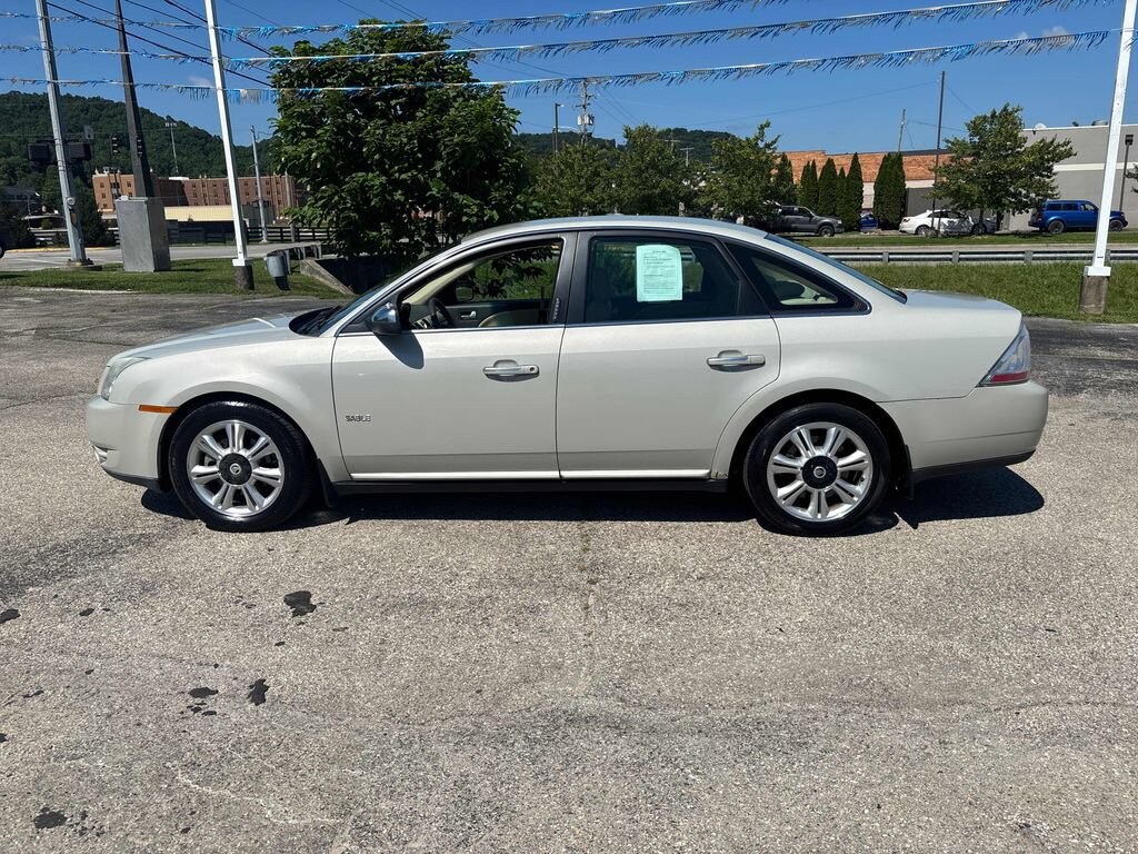 Used 2008 Mercury Sable Premier with VIN 1MEHM42WX8G607234 for sale in Morehead, KY