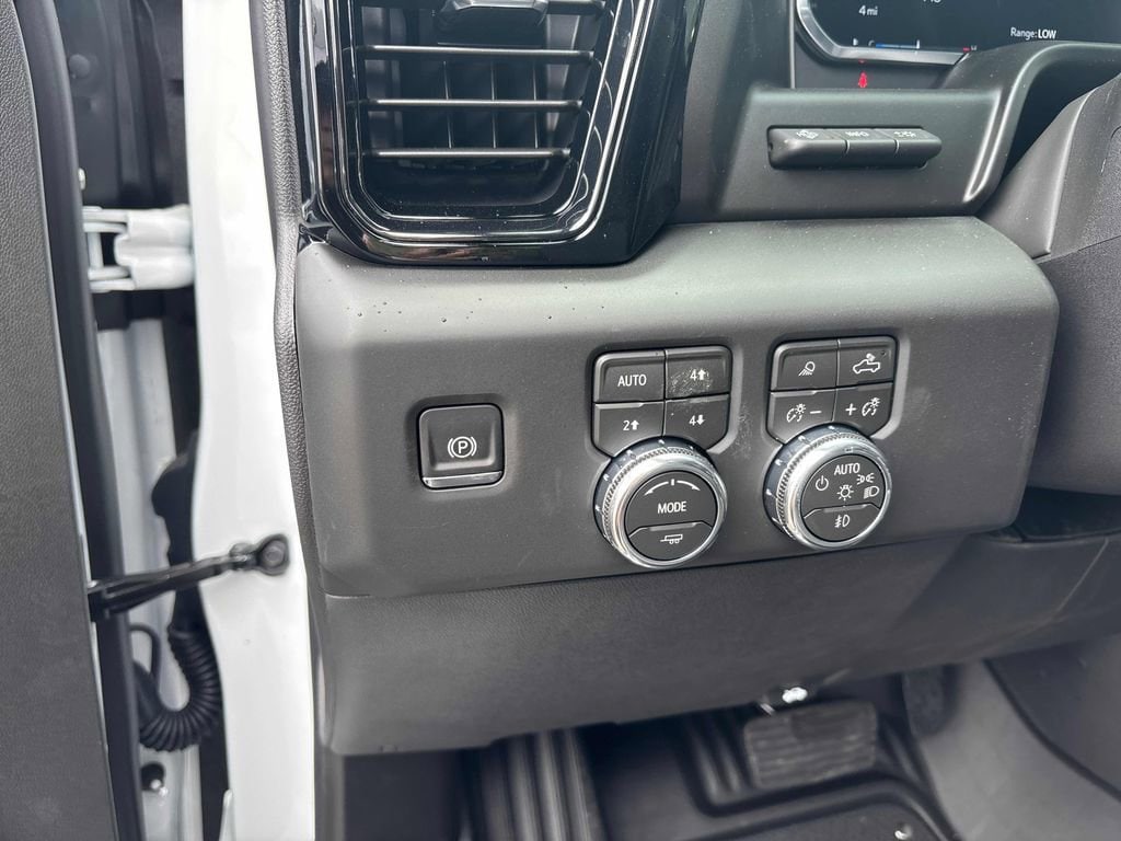 2026 GMC Sierra 1500 AT4X - Photo 14