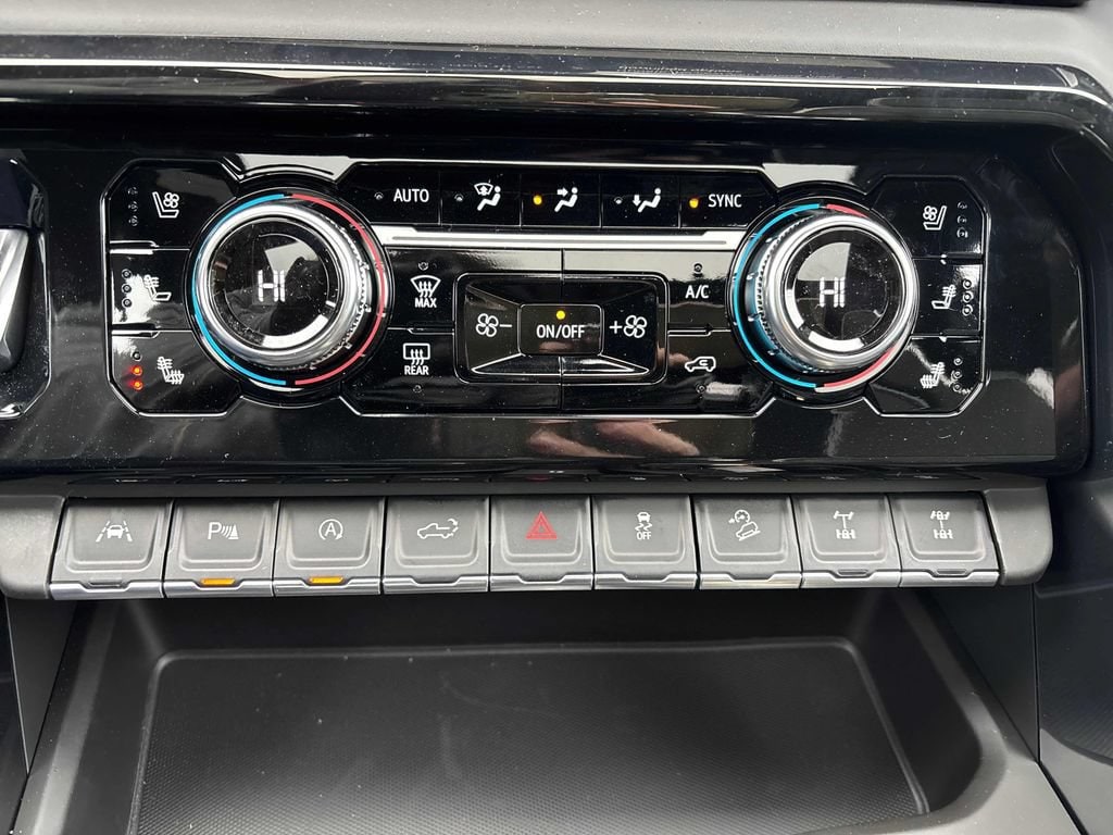 2026 GMC Sierra 1500 AT4X - Photo 59