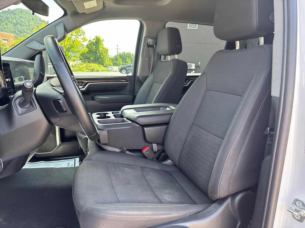 2025 Chevrolet Silverado 2500HD LT - Photo 10