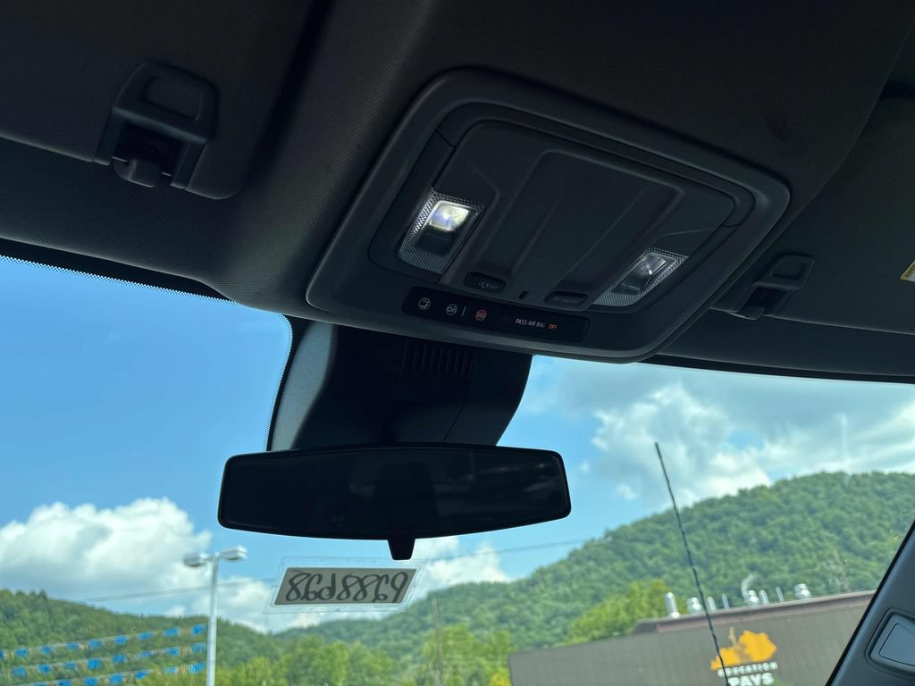 2025 Chevrolet Silverado 2500HD LT - Photo 19