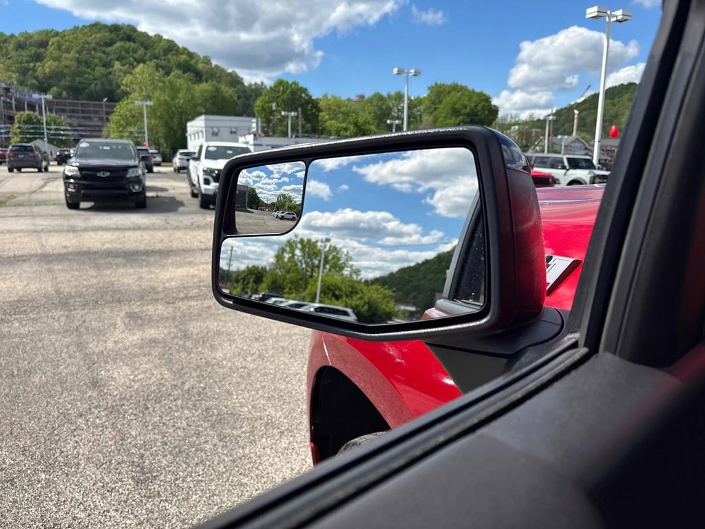 2023 Chevrolet Silverado 1500 RST - Photo 11
