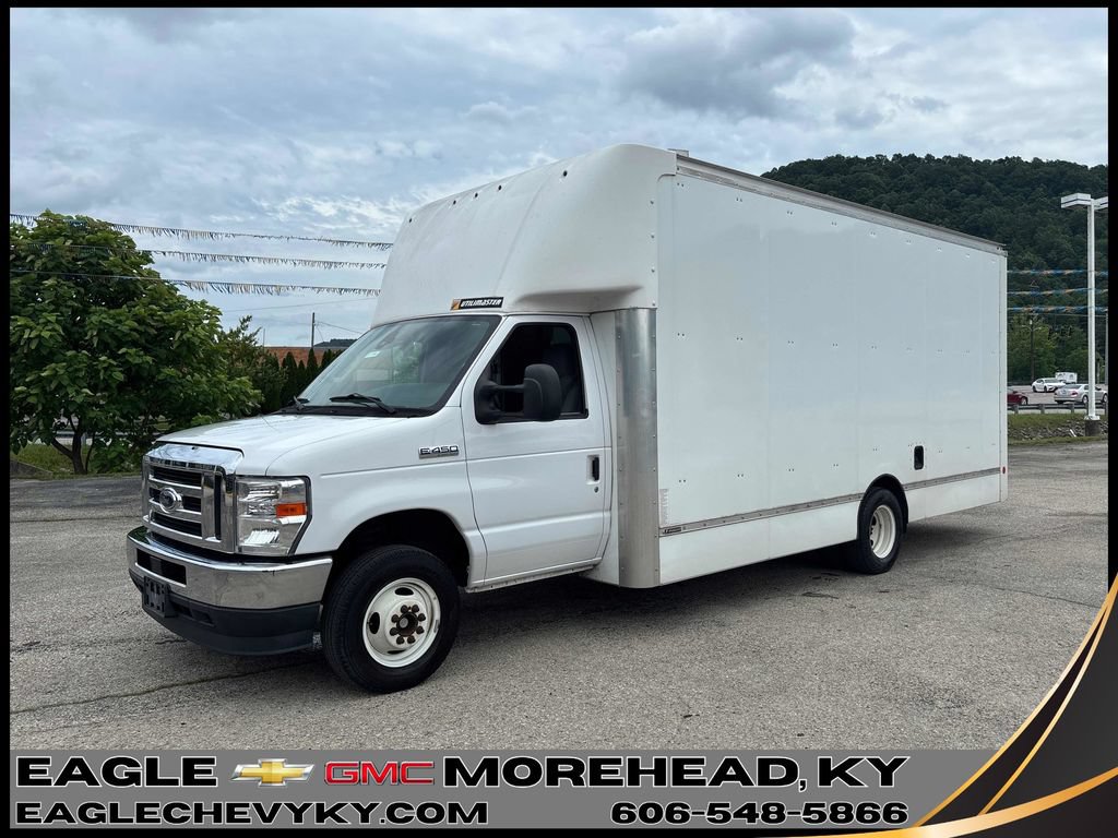 2022 Ford E-Series DRW E-450 Super Duty 158 in WB's photo