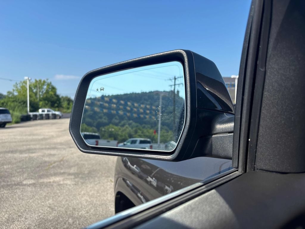 2020 GMC Acadia Denali - Photo 11