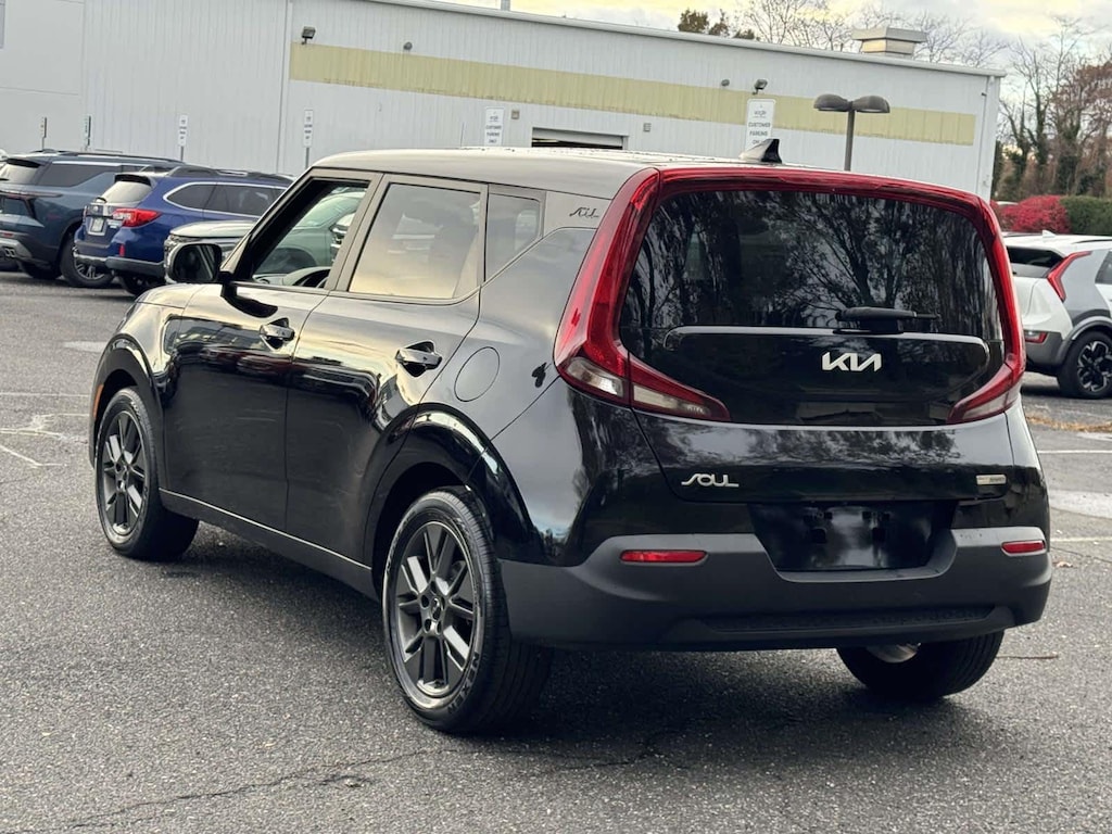 Used 2022 Kia Soul EX Hatchback