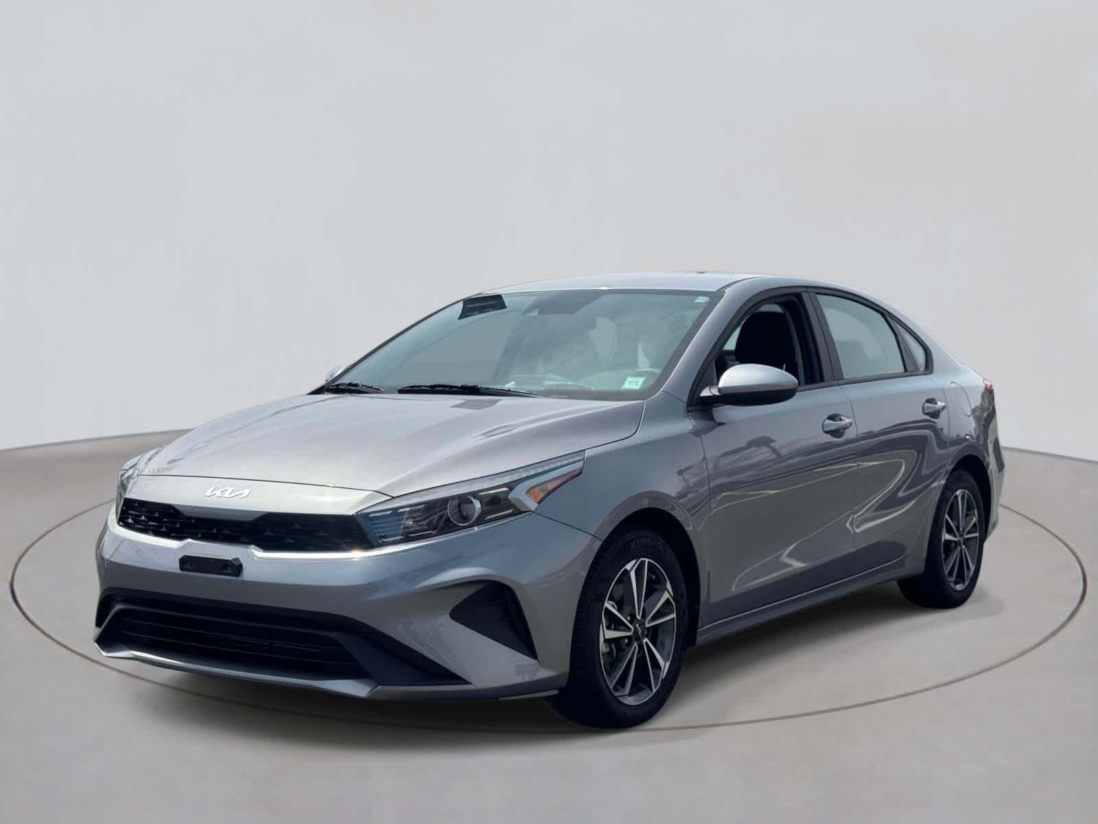 Used 2023 Kia Forte LXS with VIN 3KPF24ADXPE676485 for sale in Riverhead, NY