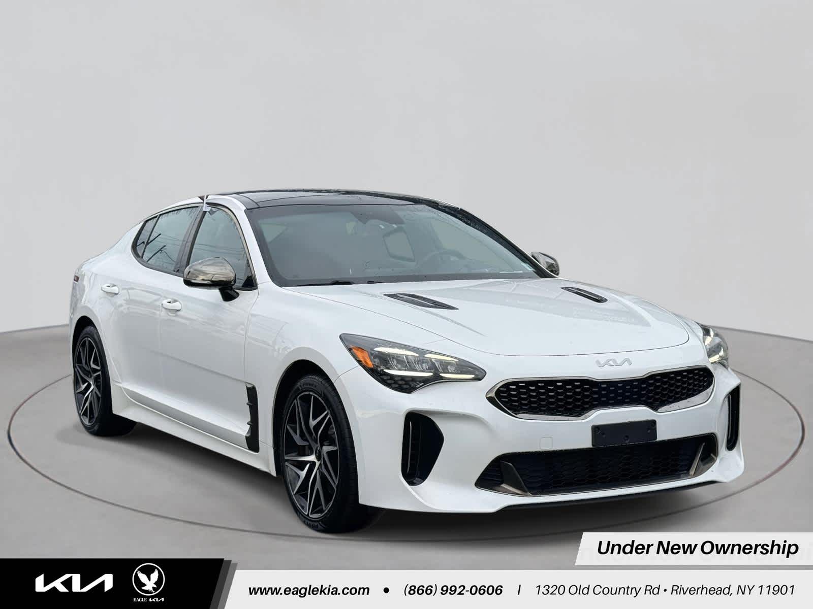 2022 Kia Stinger GT-Line's photo