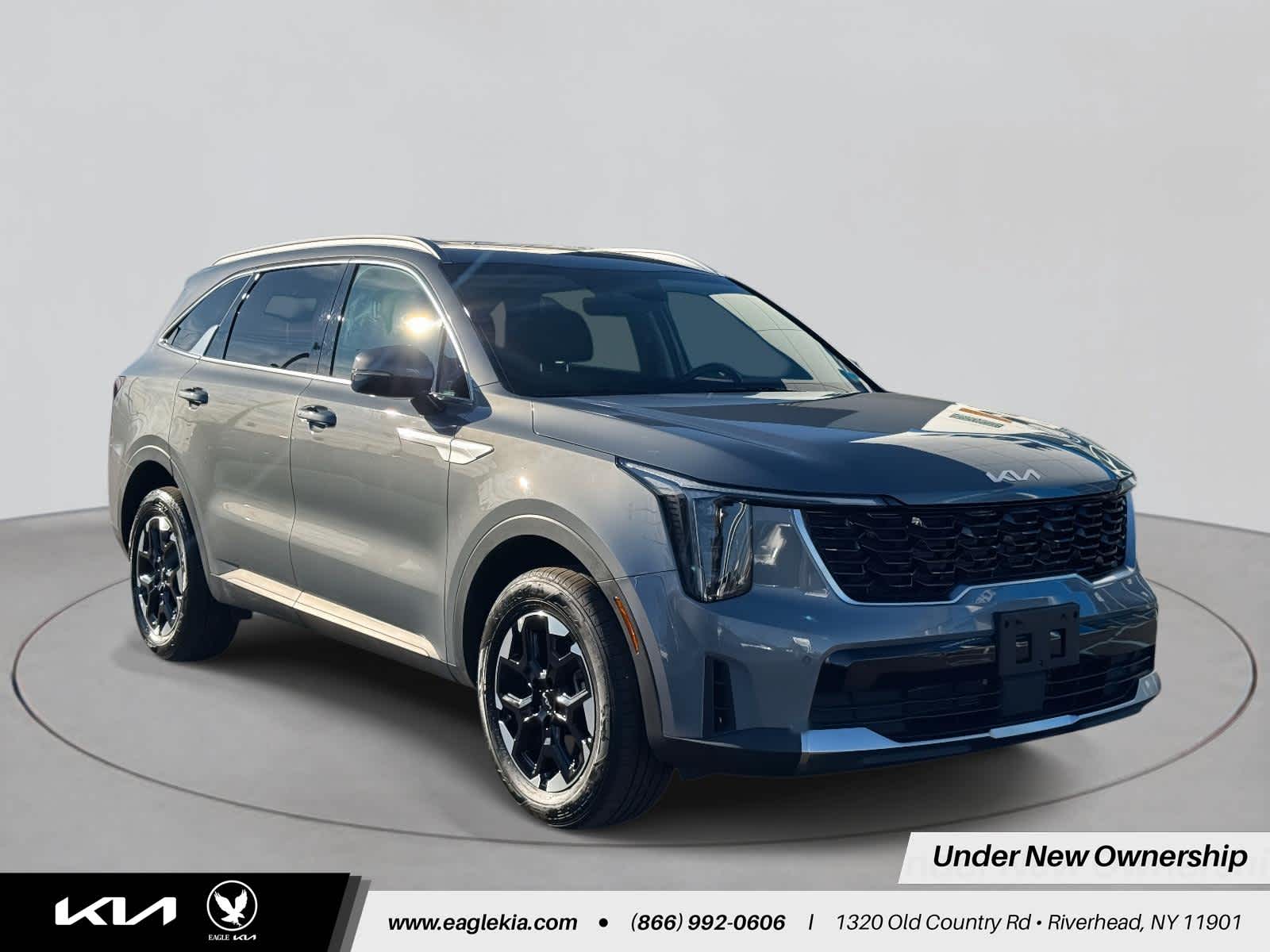 2025 Kia Sorento S's photo