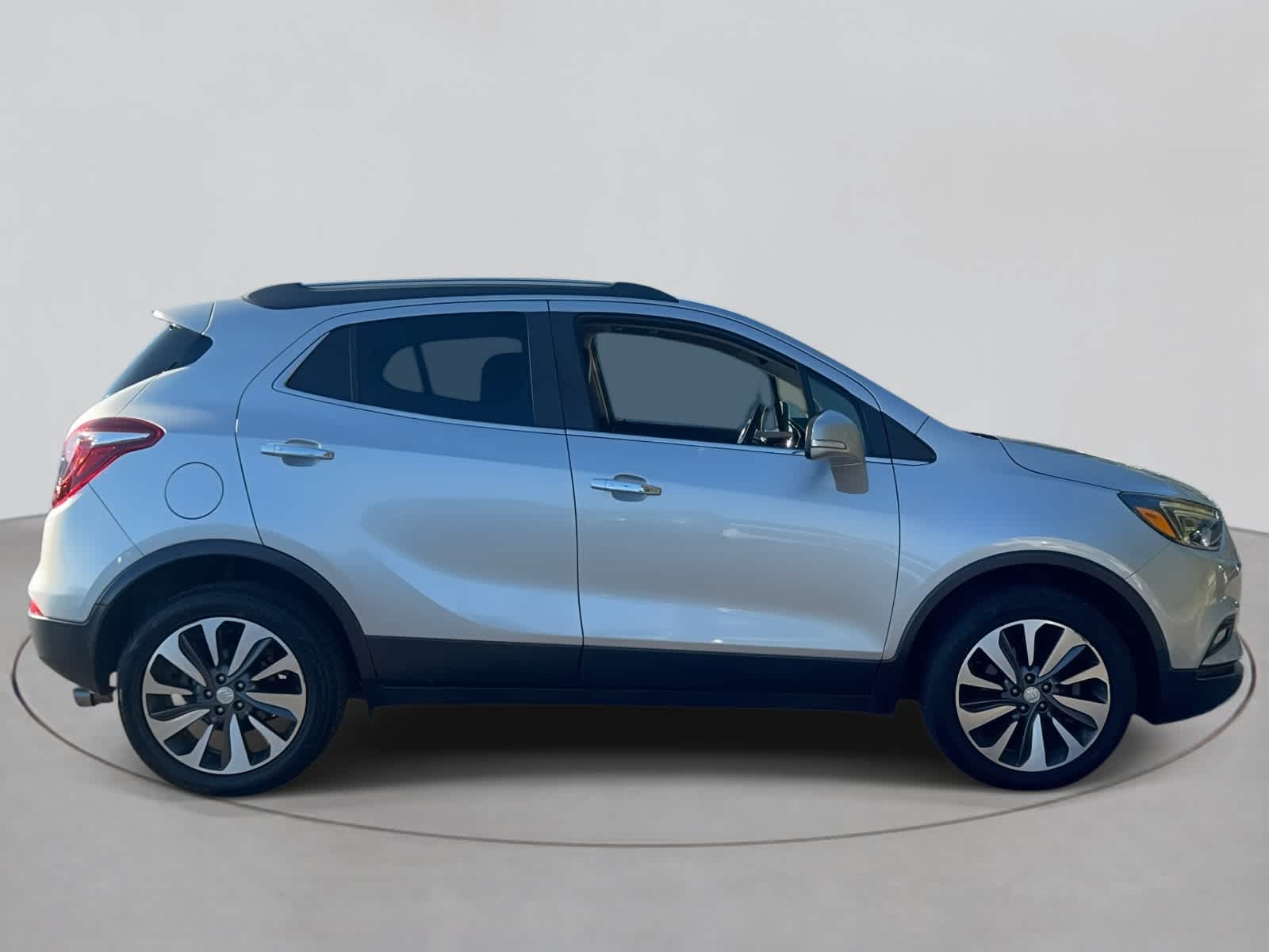 2019 Buick Encore Essence photo 3