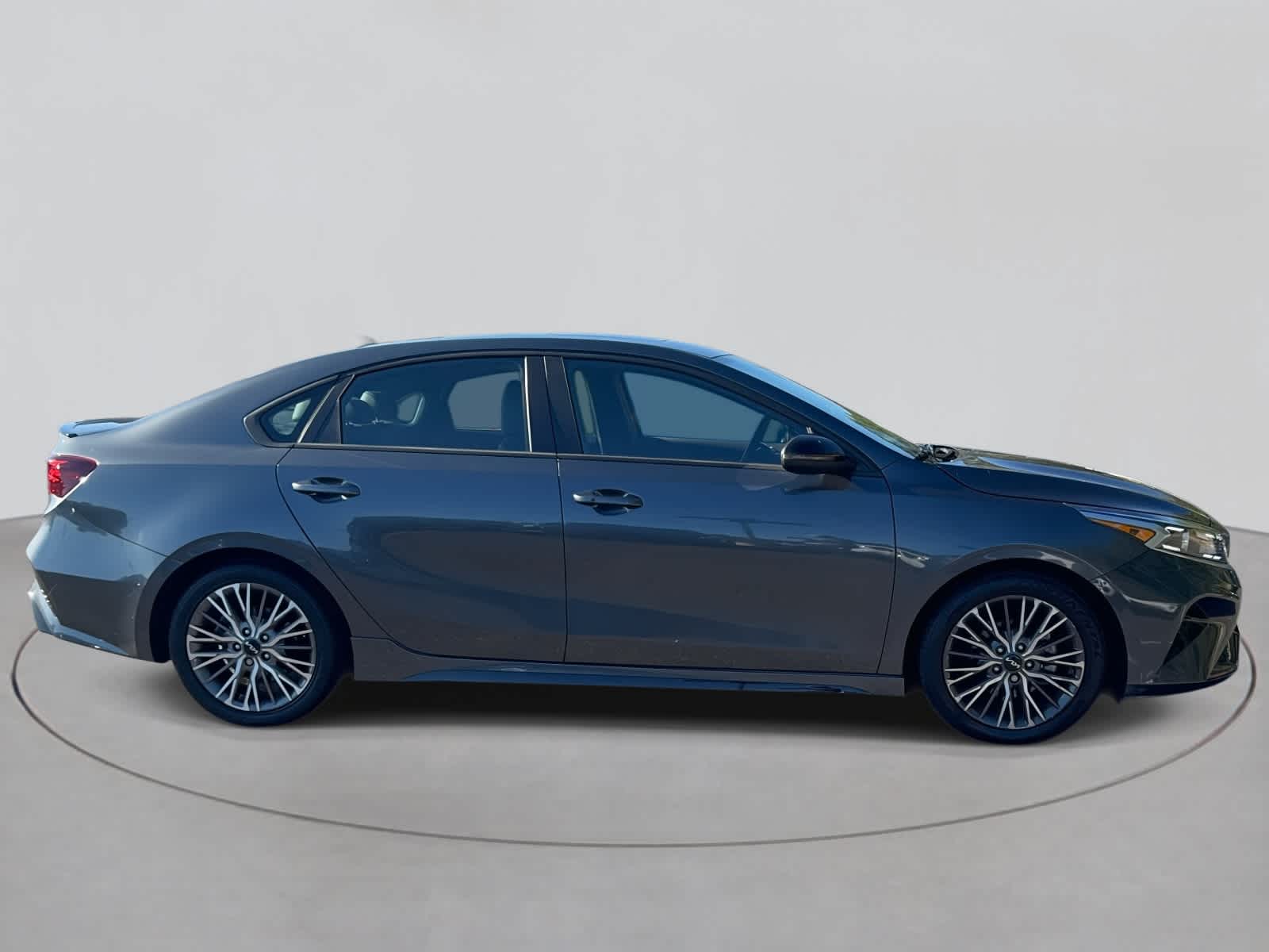 2023 Kia Forte GT-Line photo 3