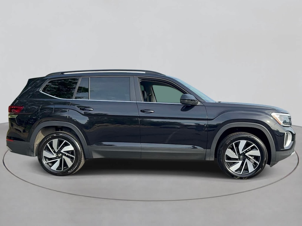 Used 2026 Volkswagen Atlas SE w/Technology SUV