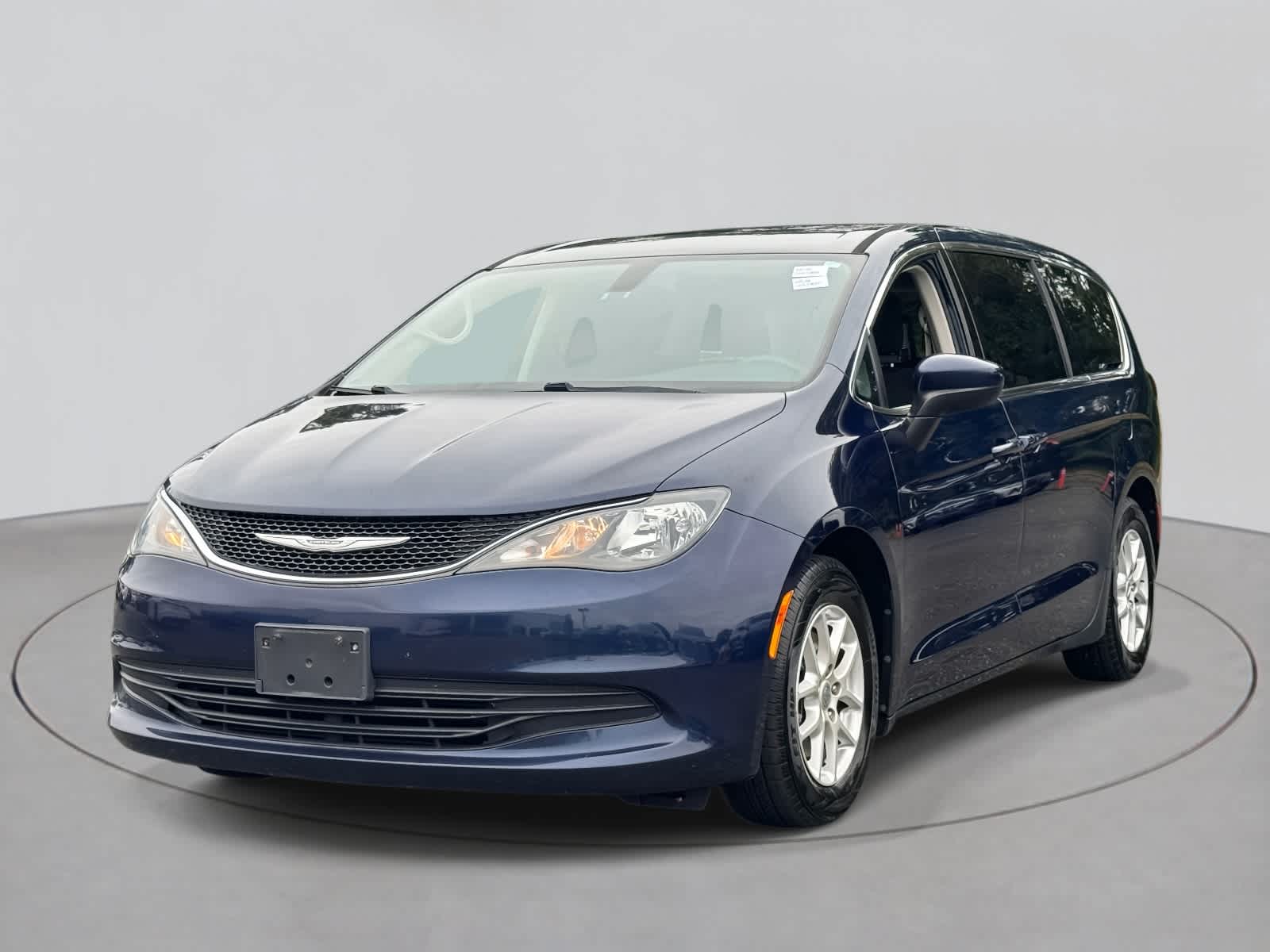 Used 2017 Chrysler Pacifica Touring with VIN 2C4RC1DG2HR514946 for sale in Riverhead, NY