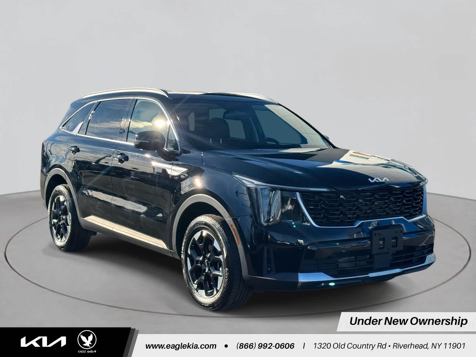 2025 Kia Sorento S's photo