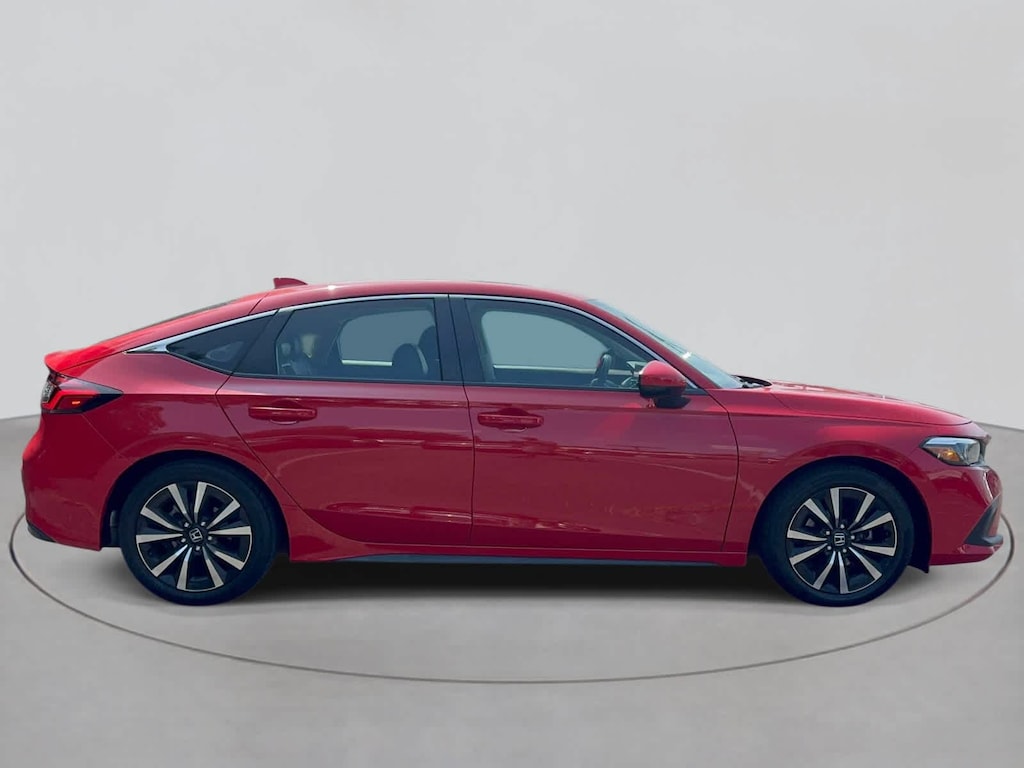Used 2022 Honda Civic EX-L Hatchback