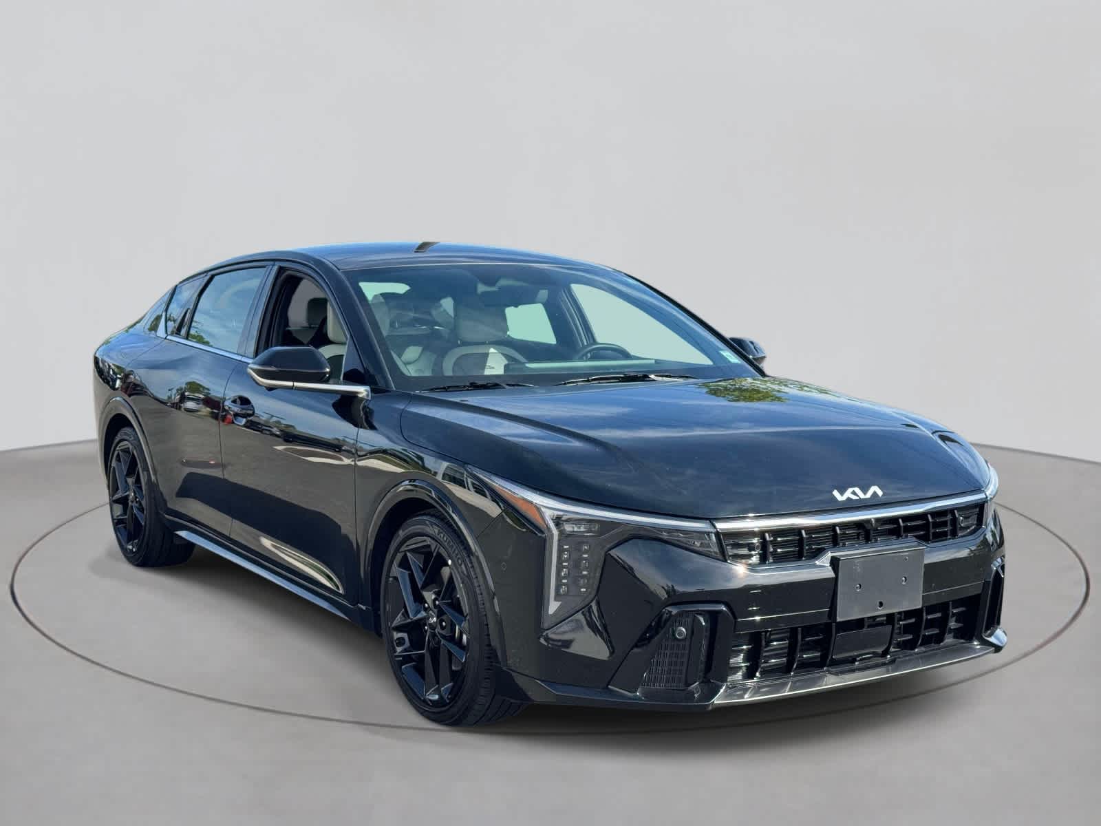 2025 Kia K4 GT-Line Turbo AT's photo