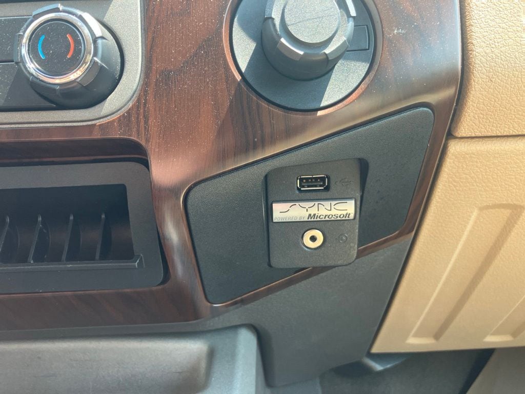 2012 Ford F-250 Super Duty Lariat - Photo 17