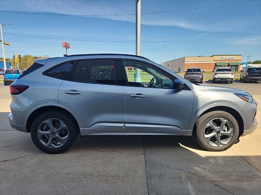 2024 Ford Escape ST-Line - Photo 9