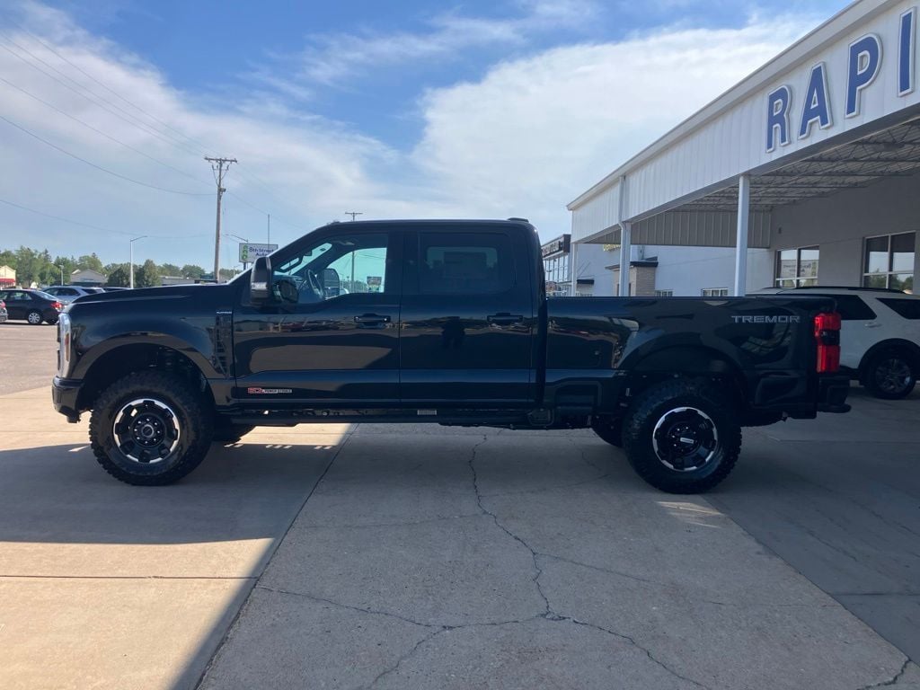 New 2026 Ford F-350SD Platinum Truck