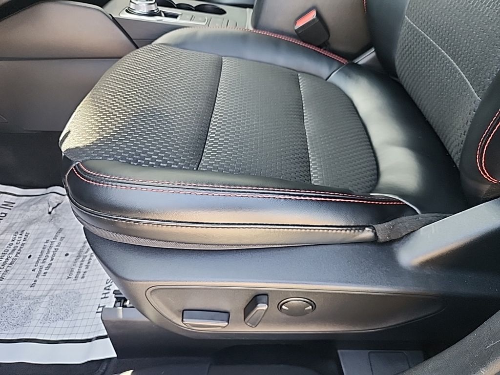 2024 Ford Escape ST-Line - Photo 15
