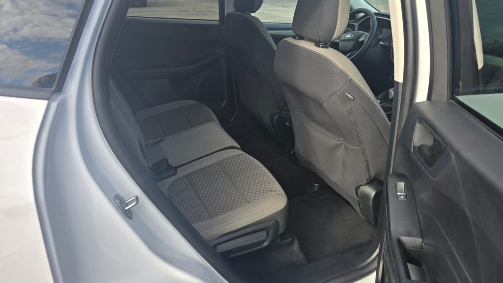 2022 Ford Escape SE - Photo 17