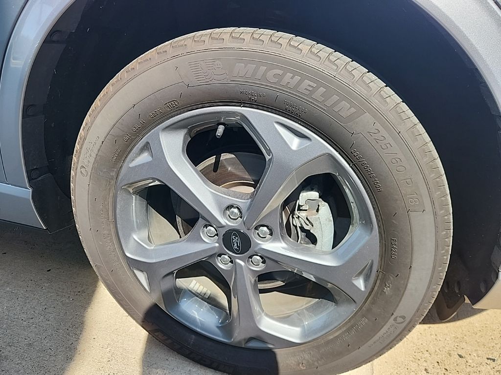 2024 Ford Escape ST-Line - Photo 10