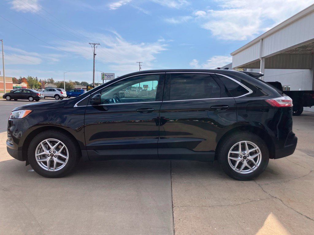 Used 2024 Ford Edge SEL SUV