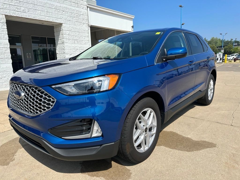 Used 2024 Ford Edge SEL SUV