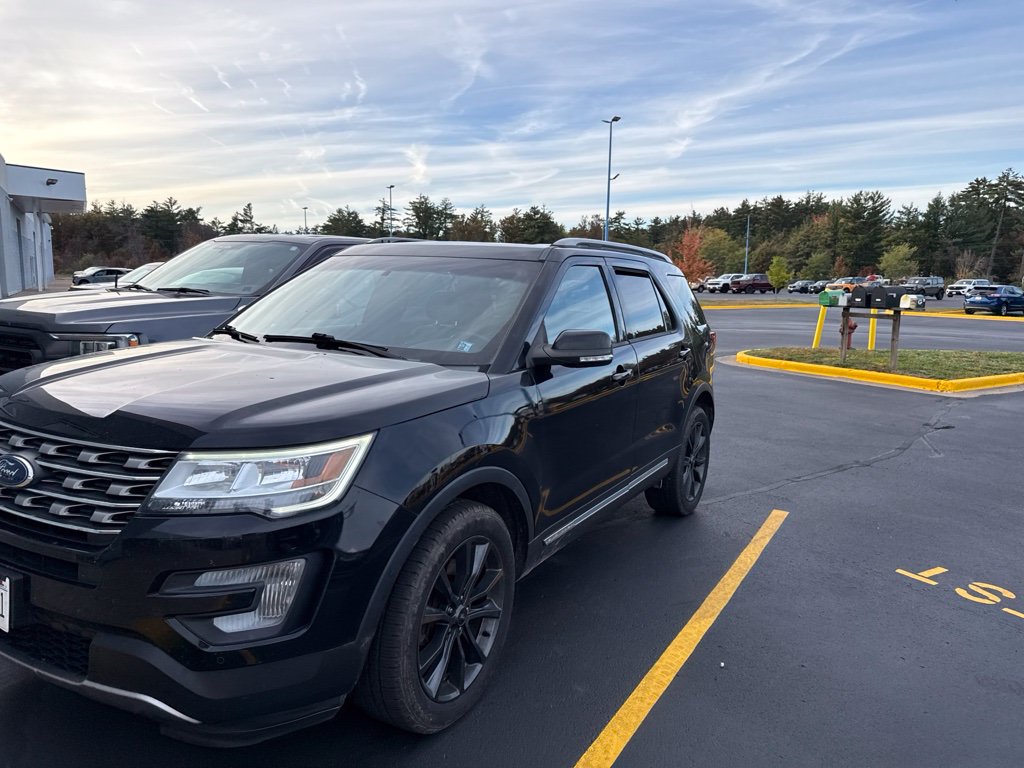 Used 2017 Ford Explorer XLT SUV