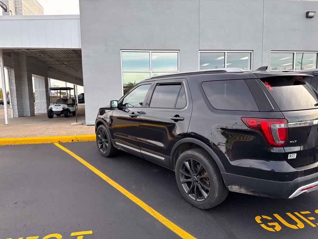 Used 2017 Ford Explorer XLT SUV