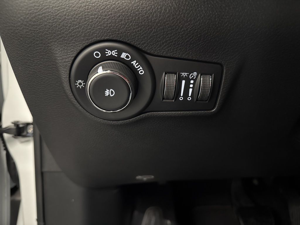 2026 Jeep Compass Altitude - Photo 19