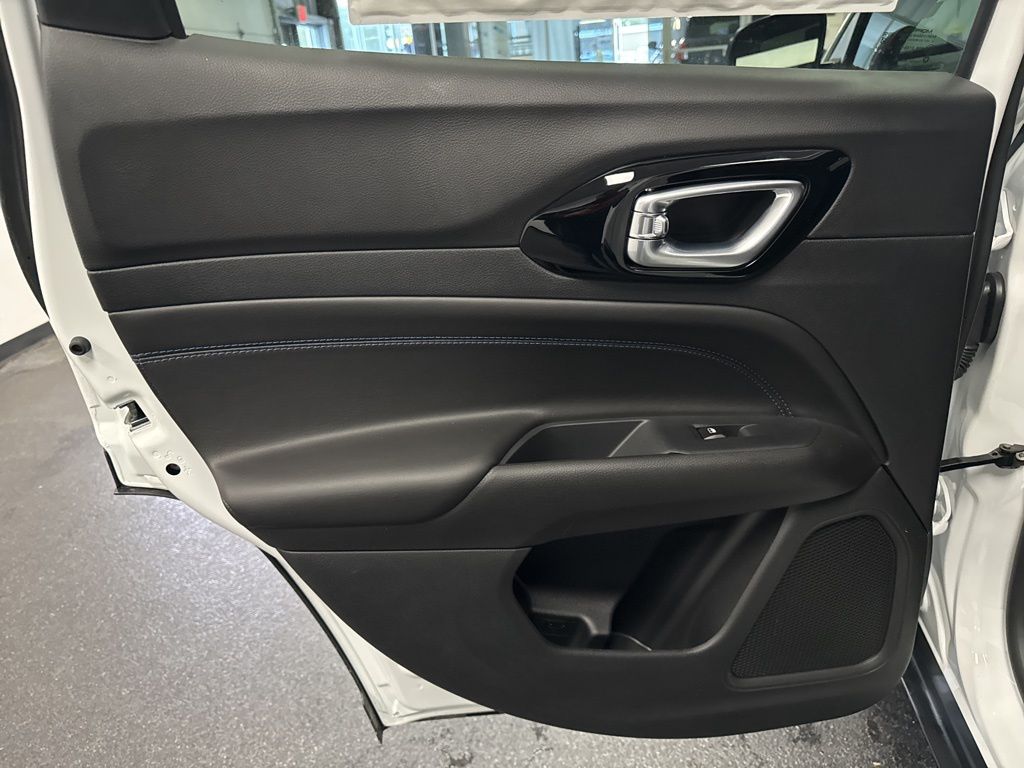 2026 Jeep Compass Altitude - Photo 27