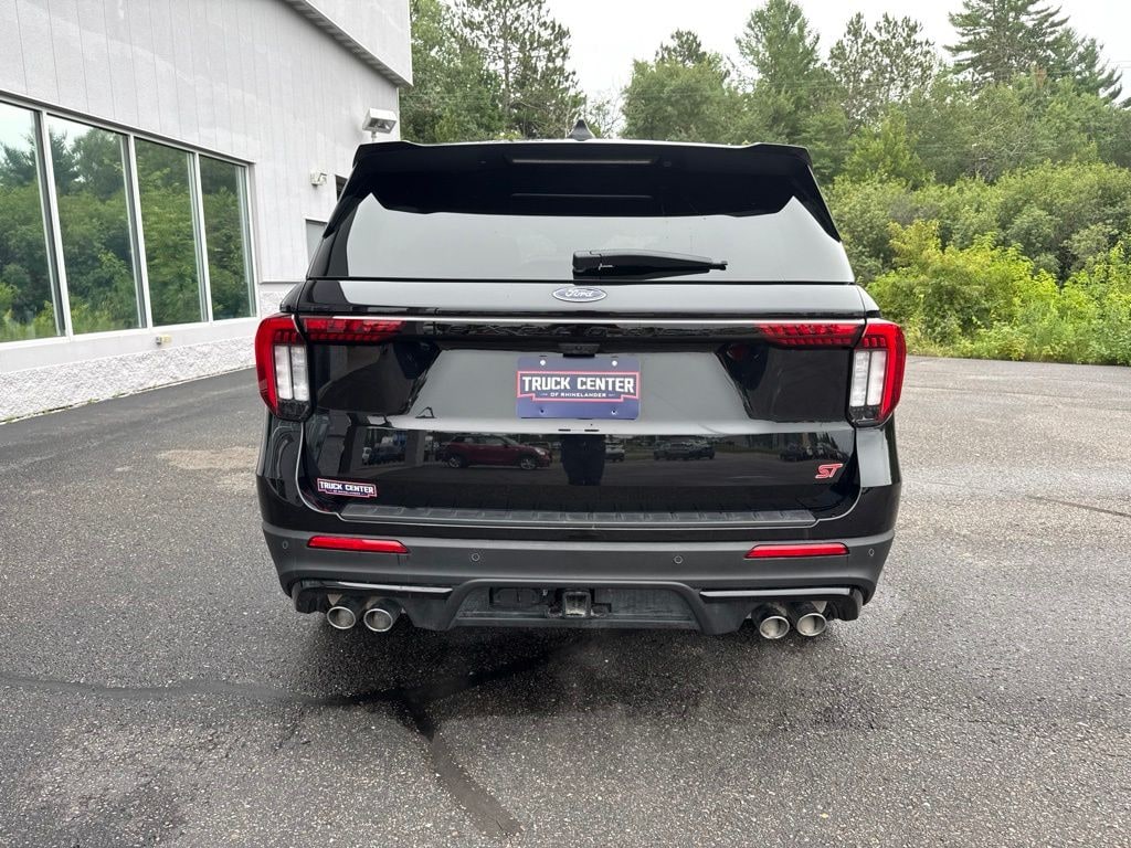 Used 2025 Ford Explorer ST SUV
