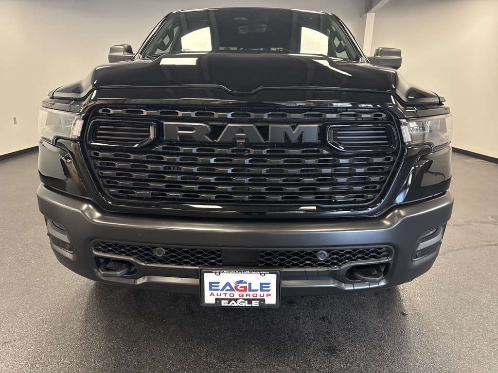 New 2026 Ram 1500 WARLOCK CREW CAB 4X4 5'7 BOX Pickup
