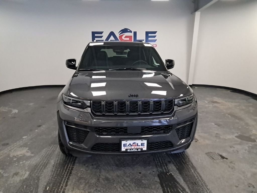 New 2026 Jeep Grand Cherokee Laredo Sport Utility