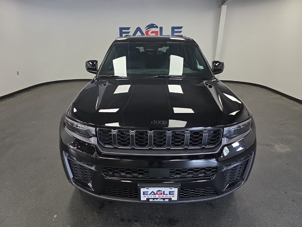 New 2026 Jeep Grand Cherokee L LAREDO ALTITUDE 4X4 Sport Utility