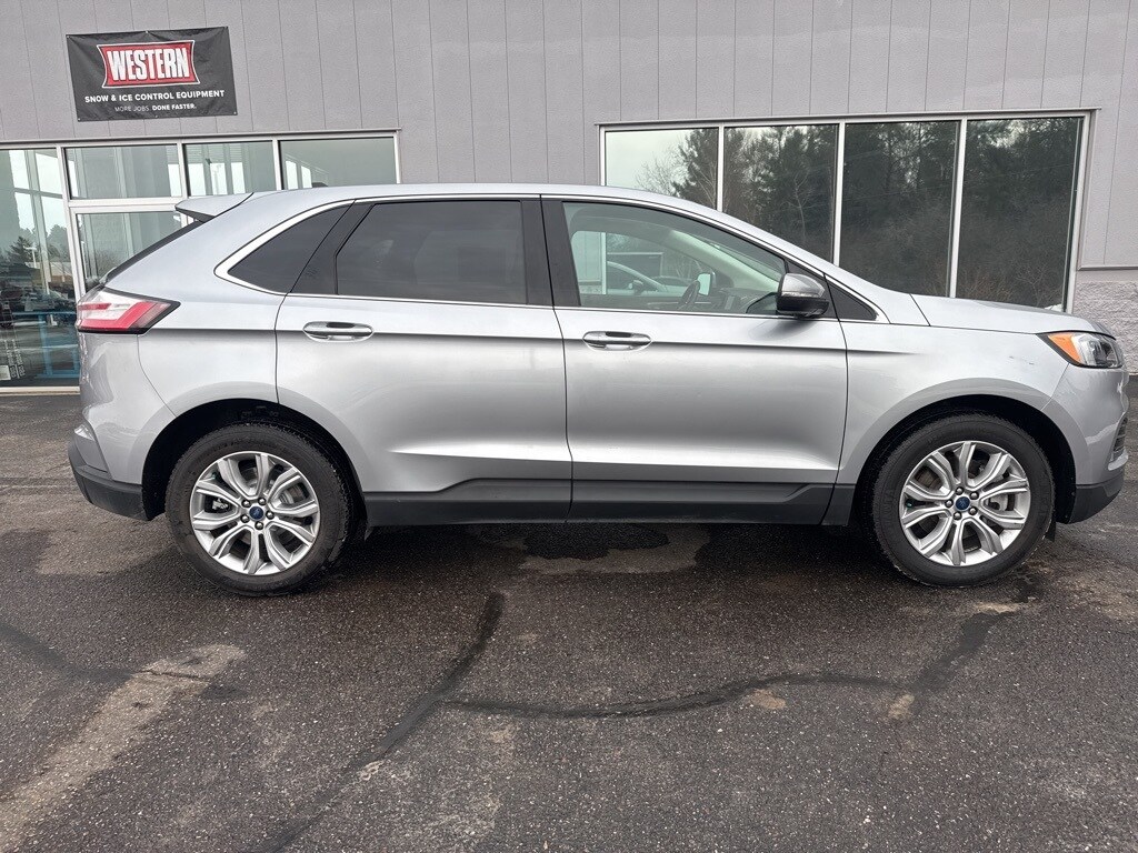 Used 2022 Ford Edge Titanium SUV