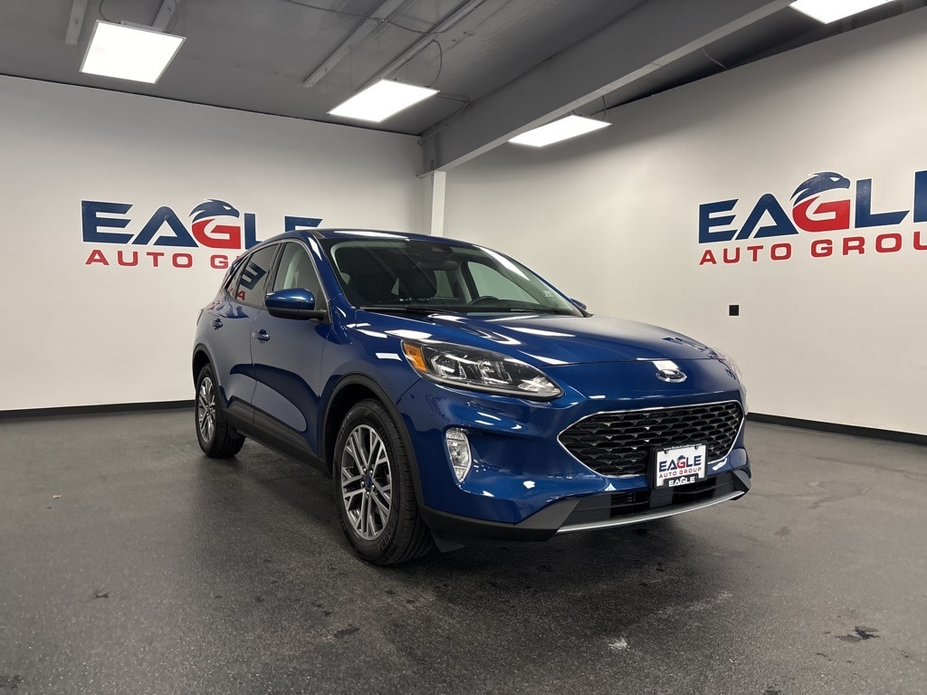 Used 2022 Ford Escape SEL with VIN 1FMCU0H65NUB29552 for sale in Eagle River, WI