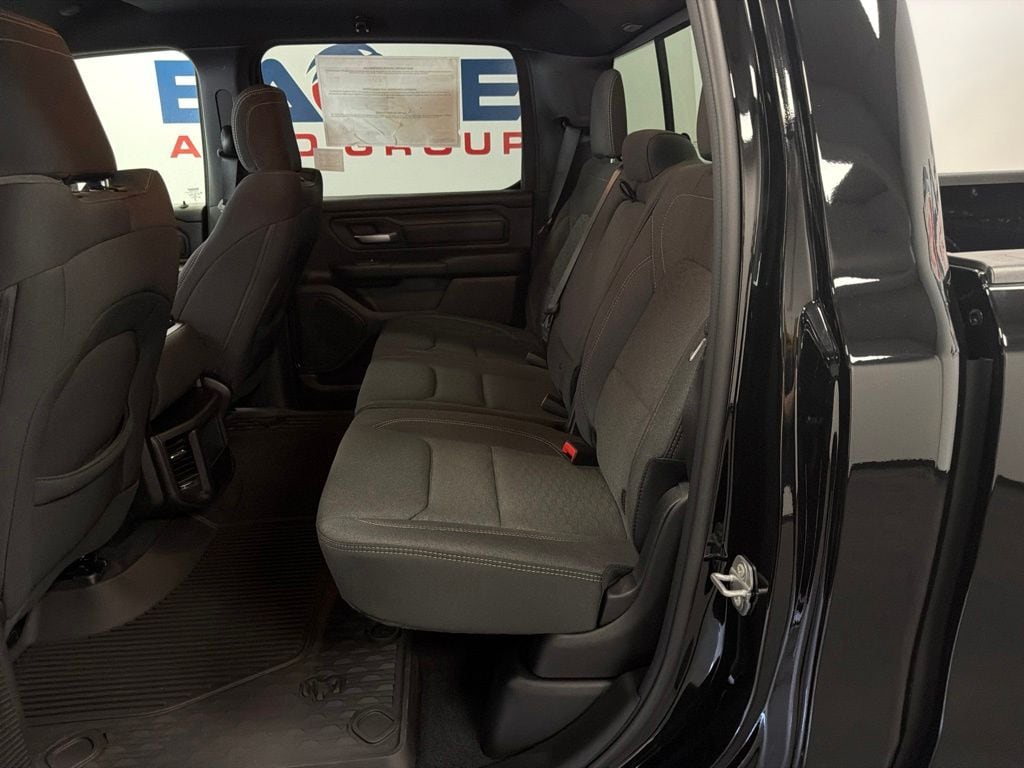 2026 RAM 1500 Warlock - Photo 33