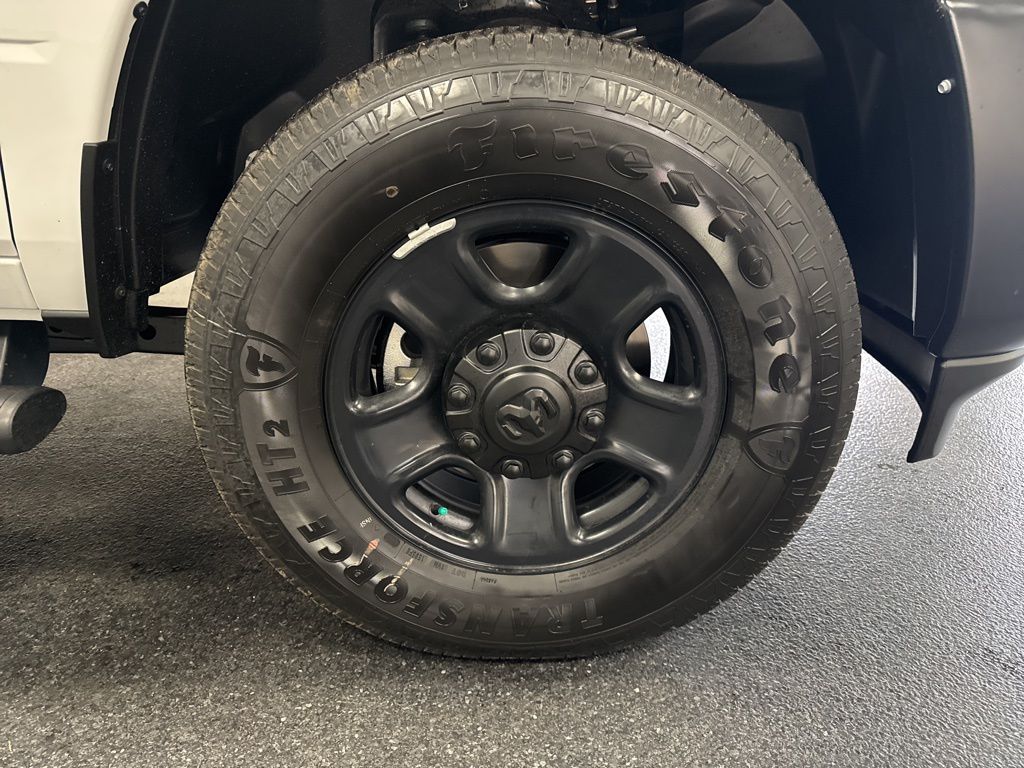 2026 RAM 3500 Tradesman - Photo 13