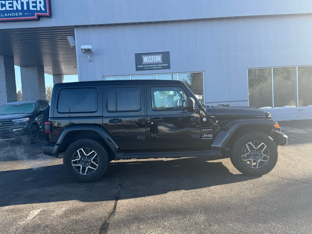 Used 2024 Jeep Wrangler 4-Door Sahara with VIN 1C4PJXEG8RW226307 for sale in Eagle River, WI
